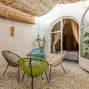 azogue-suites-con-patio-privado.es-andalucia.com/